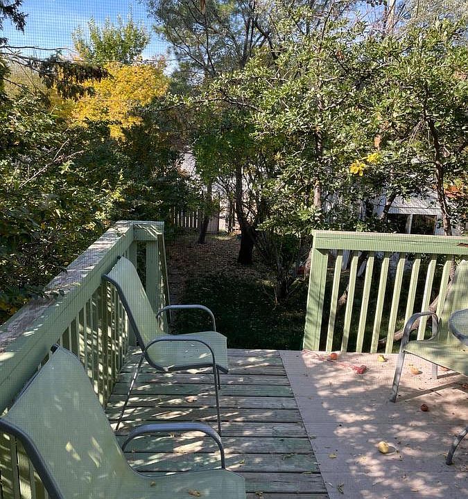 2nd image of 2762 Broder St
