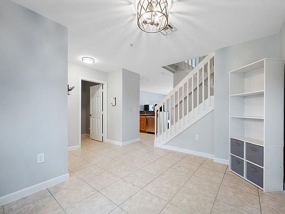 5th image of 5455 SW 41st Street