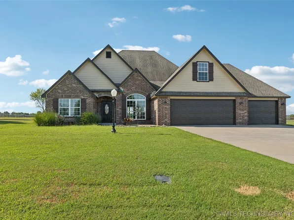 14930 E Fieldstone Dr S, Claremore, OK 74017