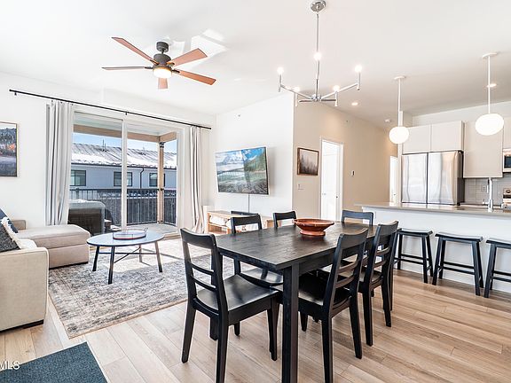5th image of 401 West Meadow Mile #5