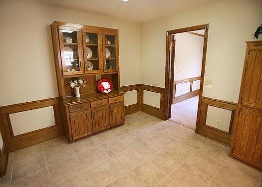 5th image of 2112 Merksem Ct