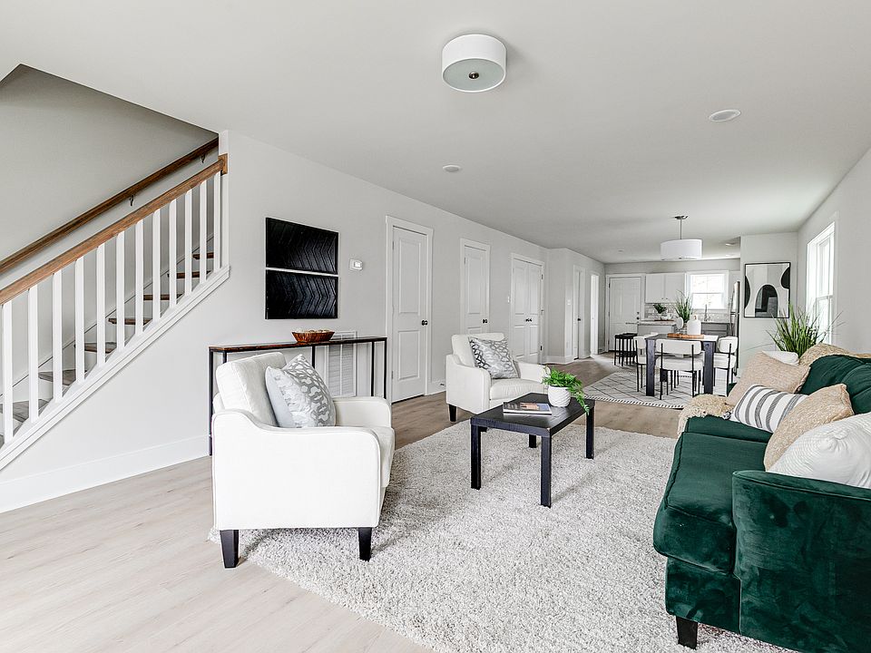 1st image of 3221 Woodys Ln
