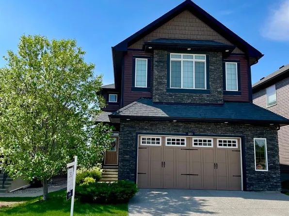 323 NE Nolan Hill Blvd NW, Calgary, AB T3R 0P8