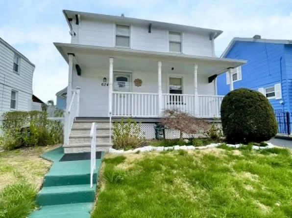 624 Green St, Elizabeth City, NJ 07202