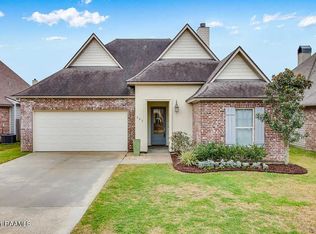 202 Grassland Ave, Lafayette, LA 70508