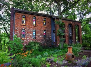 231 Woodland Dr, Aliquippa, PA 15001