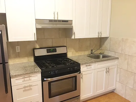 Rented by Empire Valley | media 11