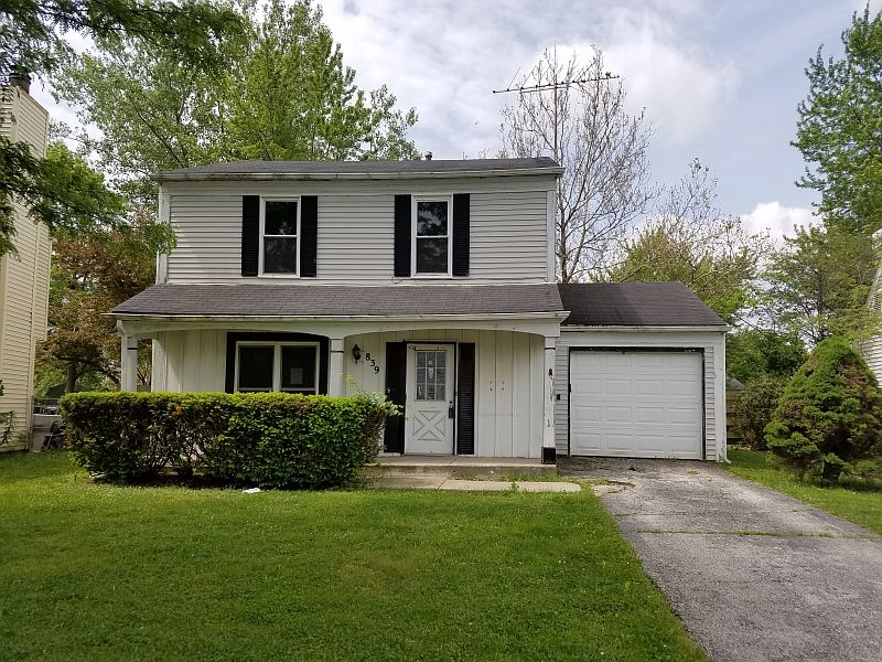 1st image of 839 W 59th Pl
