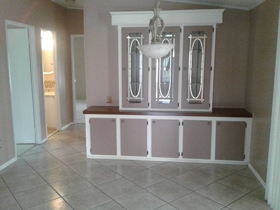 3rd image of 525 Montego Bay Dr