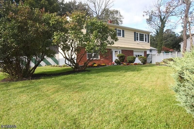1st image of 325 Durban Ave