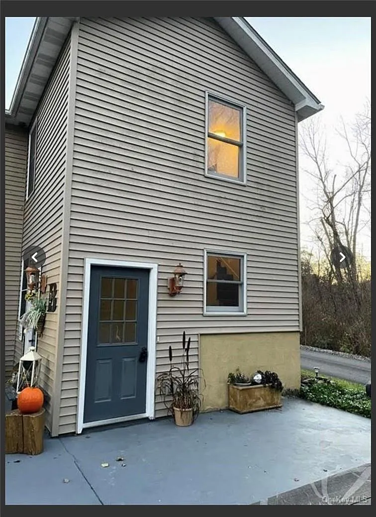 2 whisper Lane photo 1