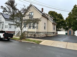 121 Empire St, Lynn, MA 01902