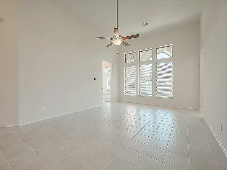 1303 Munson Valley Rd — Photo 11