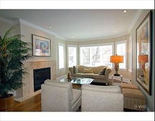 1st image of 3622 N Claremont Ave