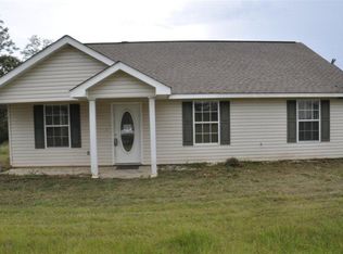 56 Wyatt Ln, Picayune, MS 39466