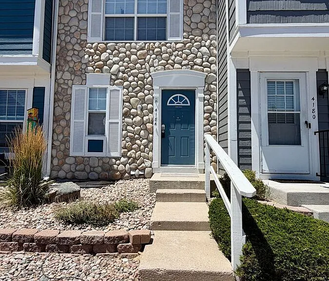 4184 Charleston Dr — Photo 1