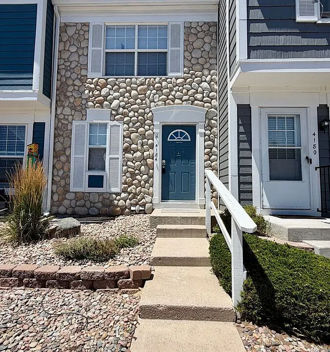 4184 Charleston Dr