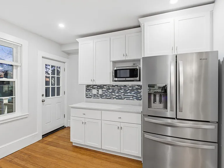 318 Concord Ave #318 — Photo 7