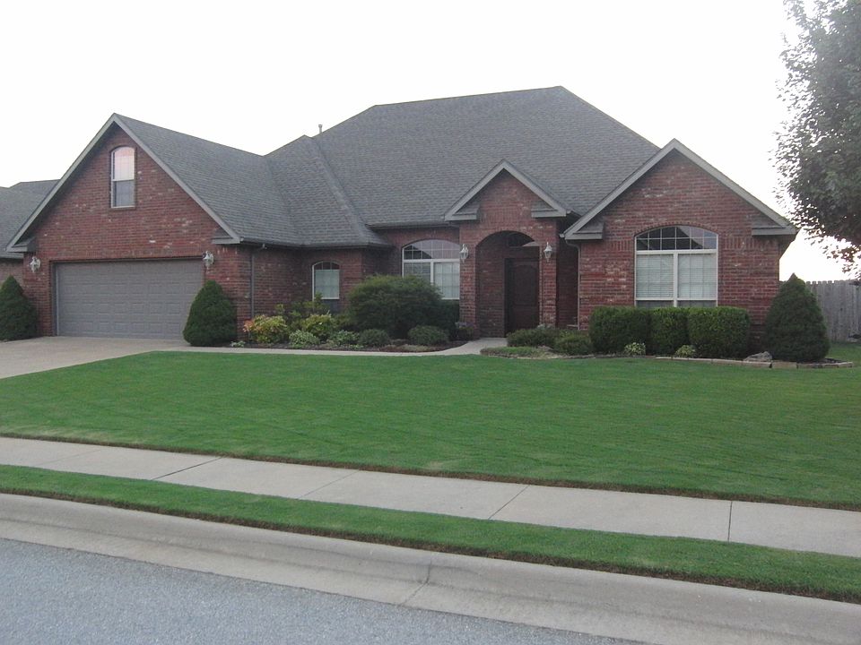 1st image of 1010 Tarah Knolls Cir
