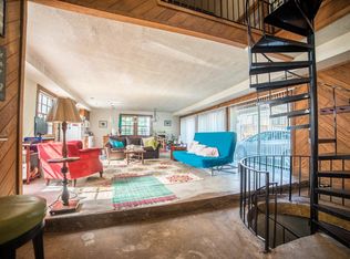 4315 Oak St, Kansas City, MO 64110