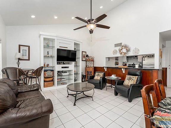 4th image of 200 Padre Blvd #1309