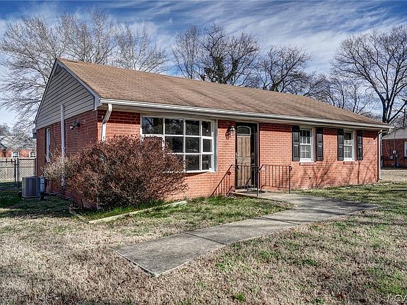 2nd image of 1700 Sizer Rd