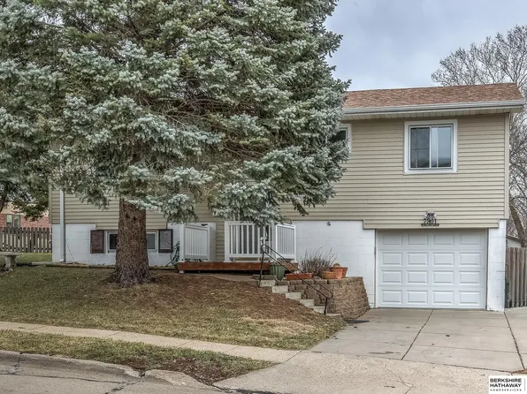 7301 S 81st St, La Vista, NE 68128
