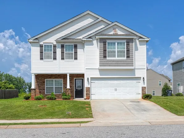 506 Friar Park Ln, Lyman, SC 29365