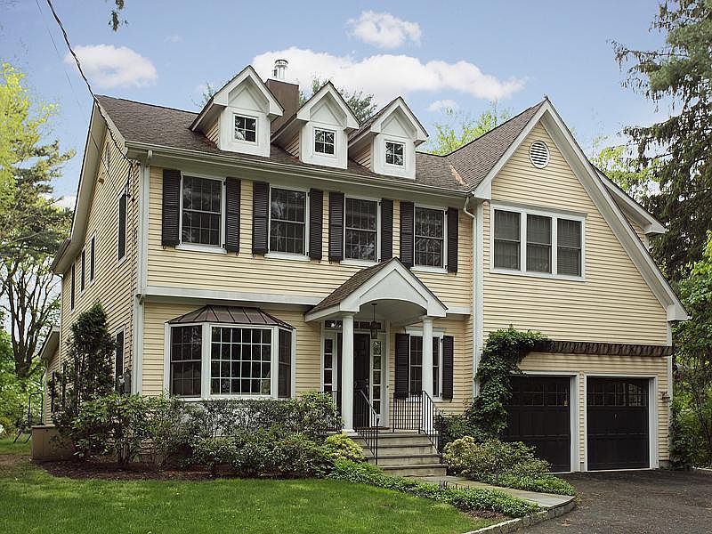 Beautiful park-like property