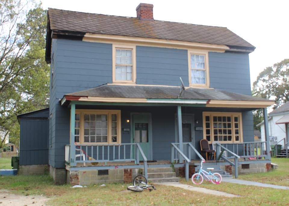 1st image of 1024 Vance St