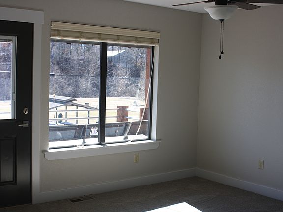 3rd image of 505 W Benton St #D