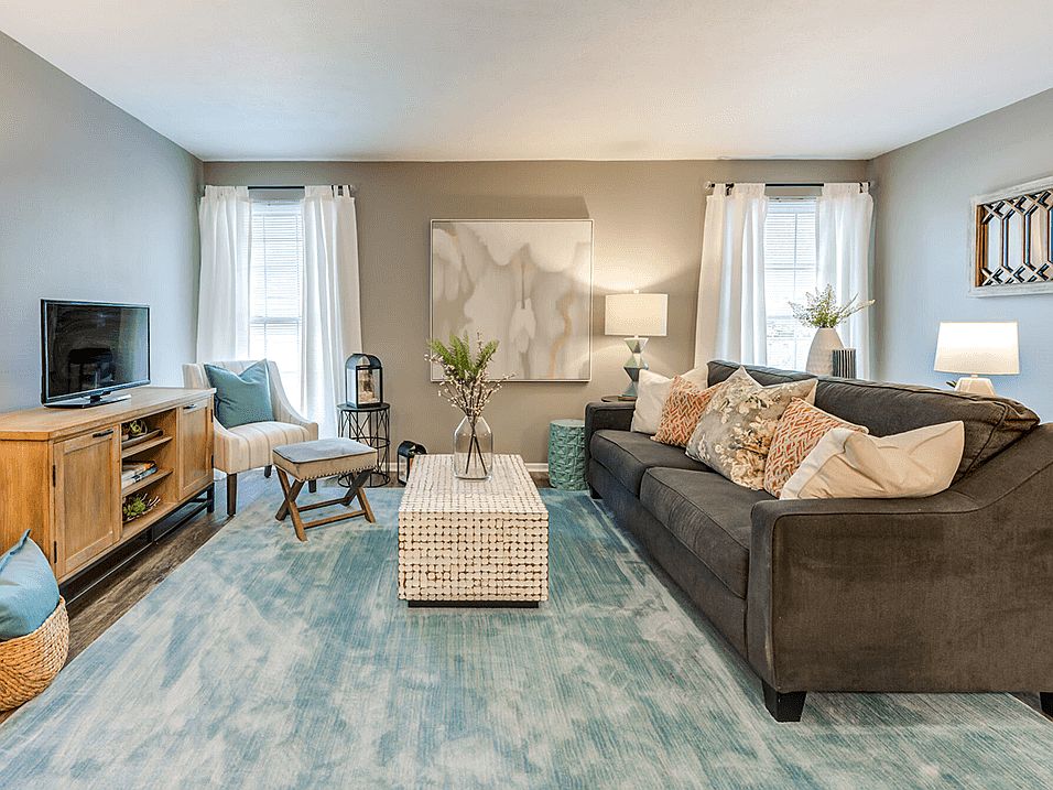 Spacious Living Room