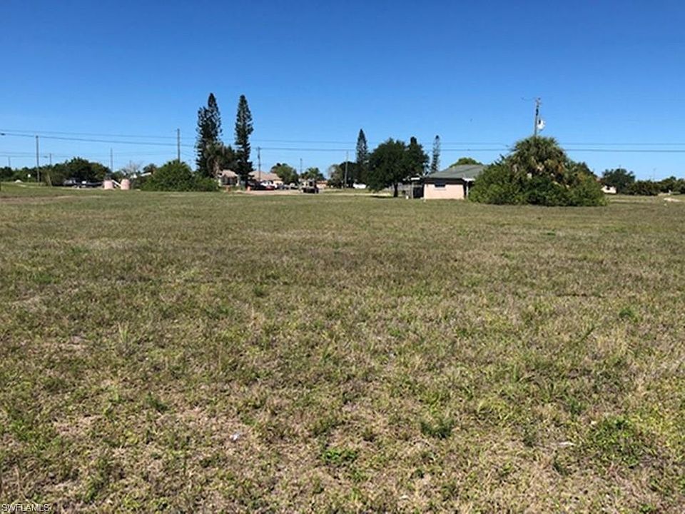2nd image of 720 Andalusia Blvd