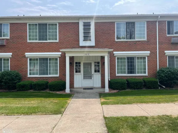 19815 Arthur Ave #135, Harper Woods, MI 48225