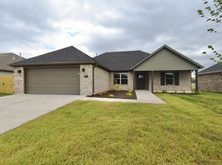 998 Arden St, Springdale, AR 72762