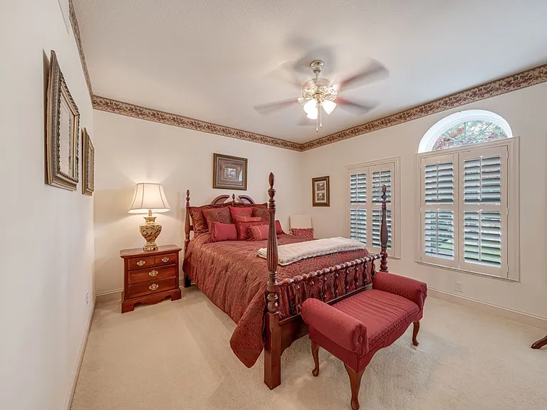 2923 Rutherford Dr — Photo 17