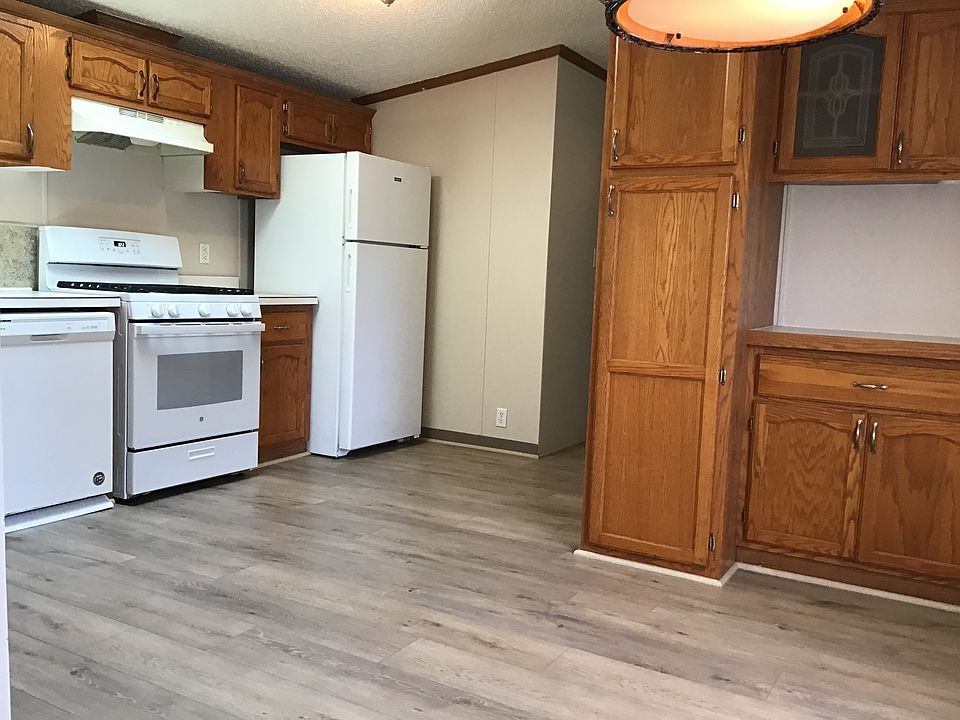 1st image of 312 S Grandbrook Cir SE #226