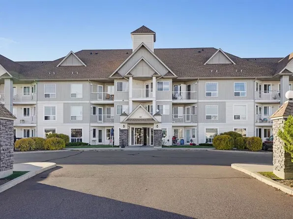 60 E Jacobs Close #201-RED, Red Deer, AB T4P 4A2
