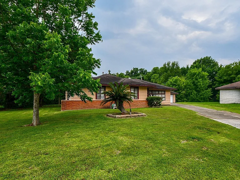 5522 Nassau Rd — Photo 2