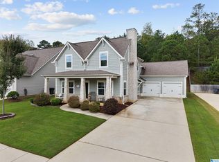 160 Lakeridge Dr, Trussville, AL 35173
