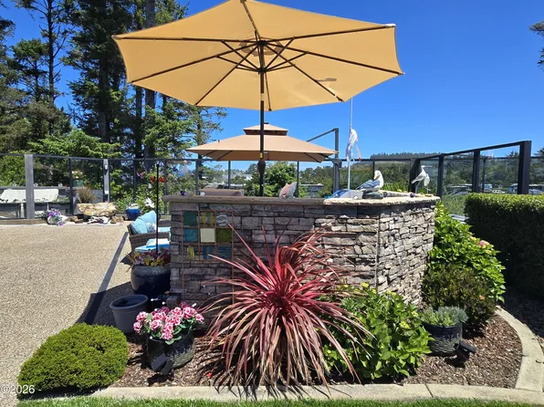 6225 N Coast Hwy Lot 124, Newport, OR 97365