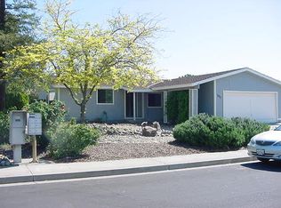 890 Kingman Dr, Vacaville, CA 95687