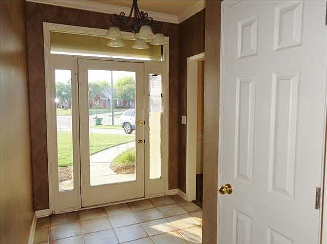 1st image of 8260 Parkview Ct