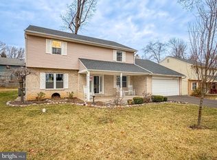 738 Bridgeview Rd, Feasterville Trevose, PA 19053