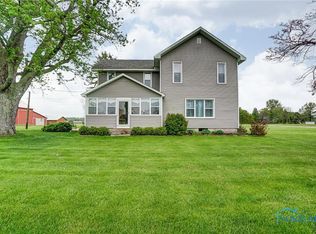 1985 Devils Hole Rd, Pemberville, OH 43450