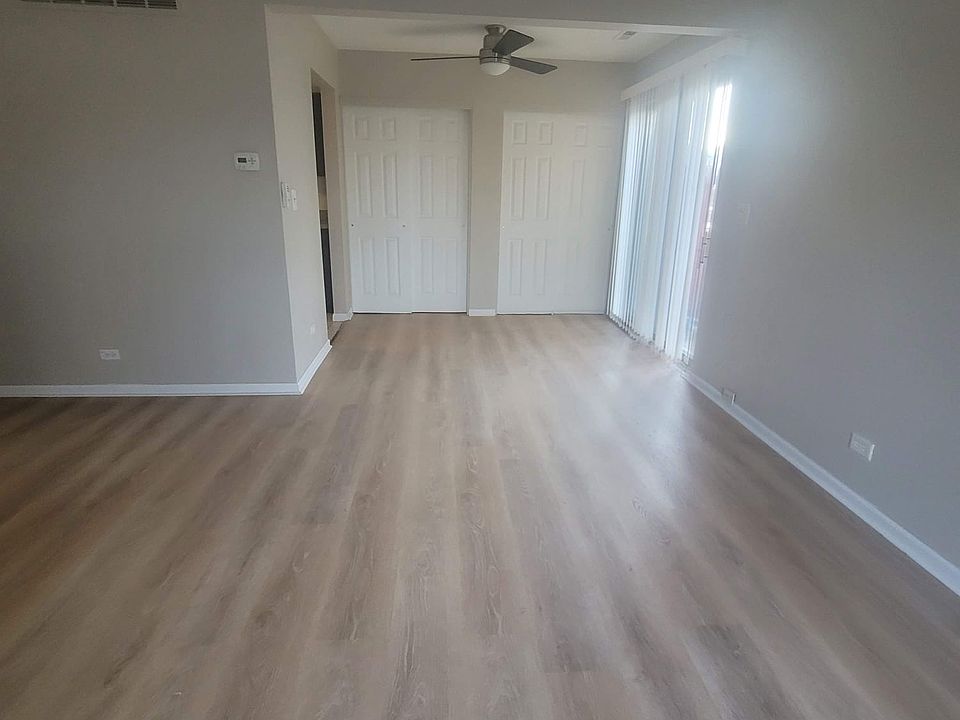 1st image of 1856 Jamestown Cir