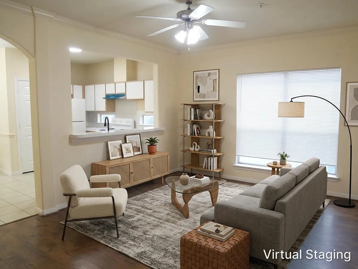 2 bed, 2.0 bath, 912 sqft, $1,275 — Photo 2