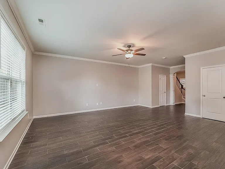 347 Pulaski Dr SW — Photo 7