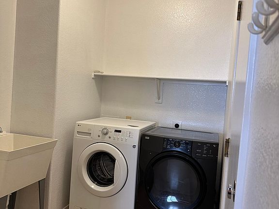 5th image of 3695 E Longhorn Dr