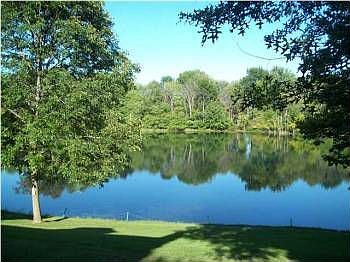 4th image of 920 Paradise Lake Dr SE